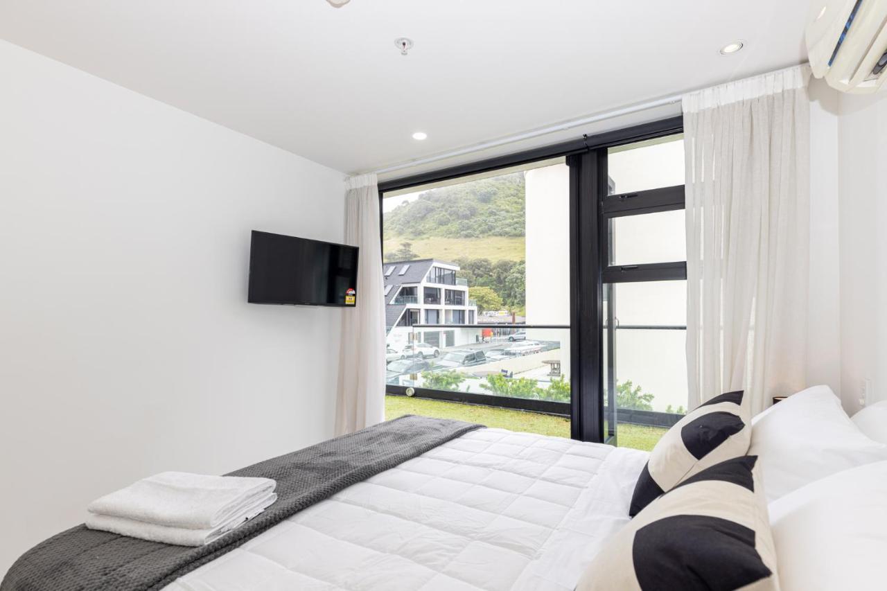 Mount Views Apartment Маунт Маунгануи Екстериор снимка